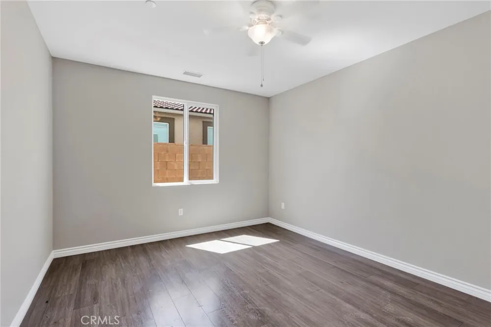 8534 Stockton Avenue Hesperia, CA 92344