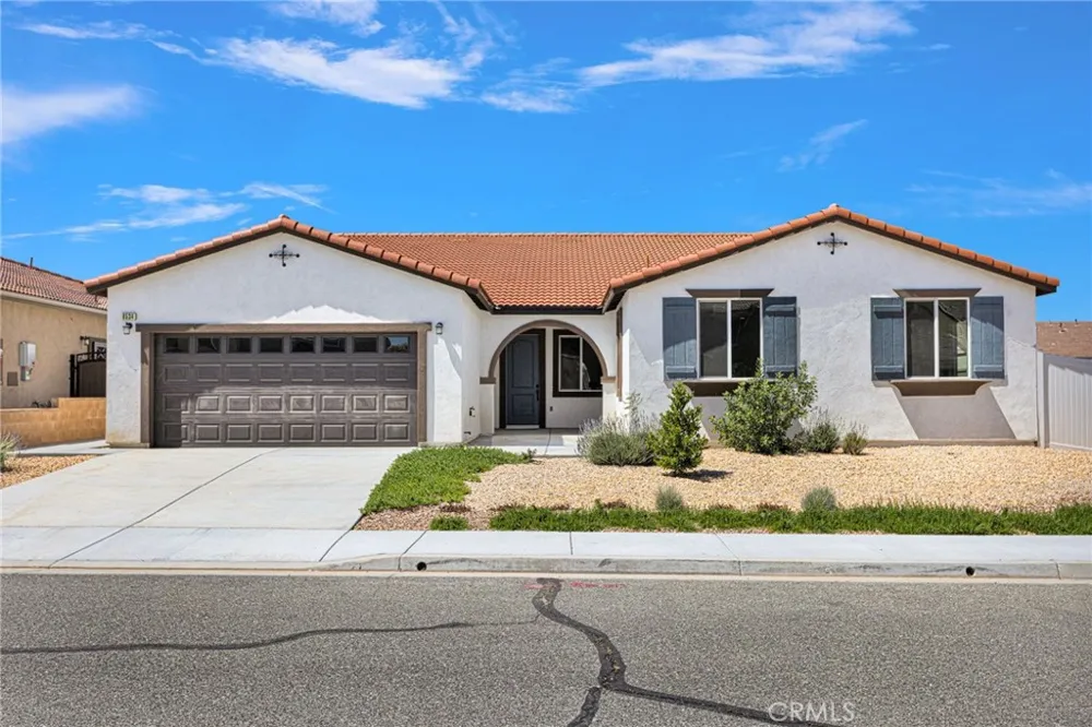 8534 Stockton Avenue Hesperia, CA 92344