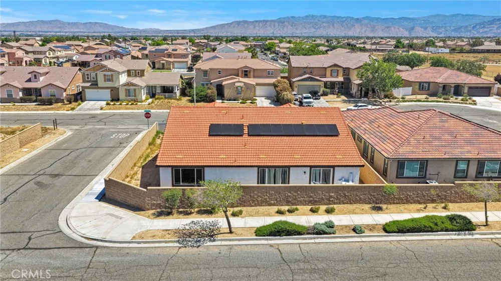 8534 Stockton Avenue Hesperia, CA 92344