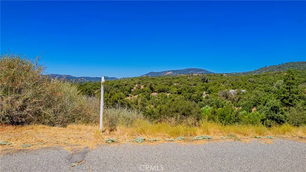 16 Lulniu Ahwahnee, CA 93601