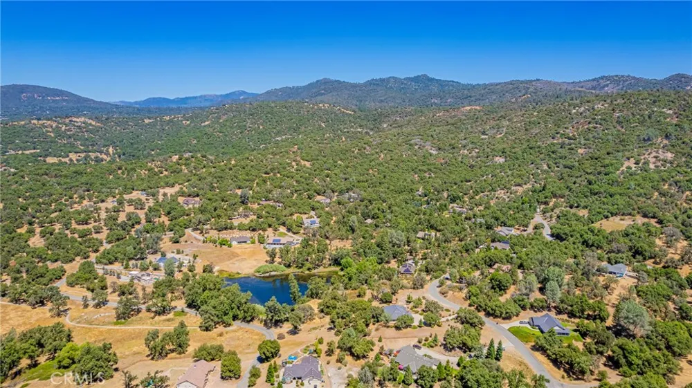 16 Lulniu Ahwahnee, CA 93601