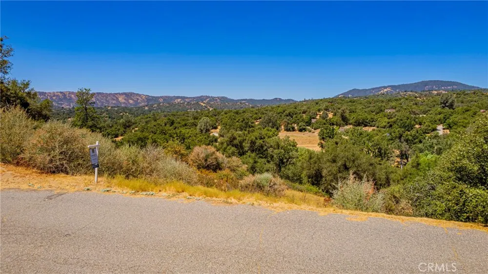 16 Lulniu Ahwahnee, CA 93601