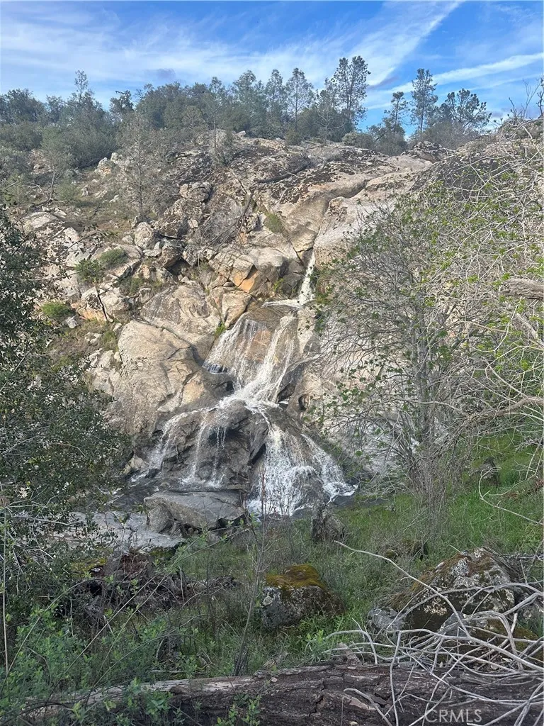 Meadow Ridge Road Coarsegold, CA 93614