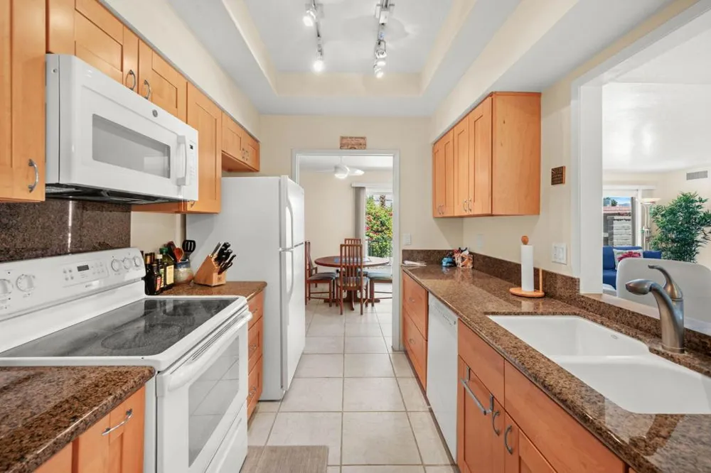 68390 Calle Barcelona Cathedral City, CA 92234