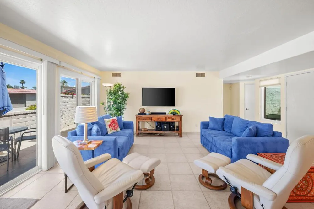 68390 Calle Barcelona Cathedral City, CA 92234