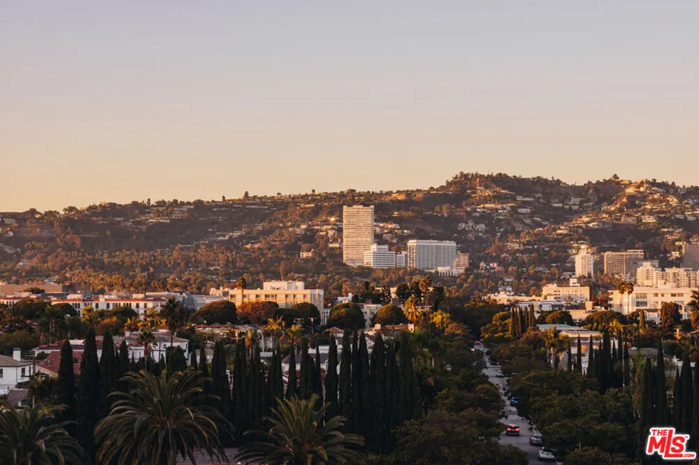9200 Wilshire Blvd #201W Beverly Hills, CA 90212