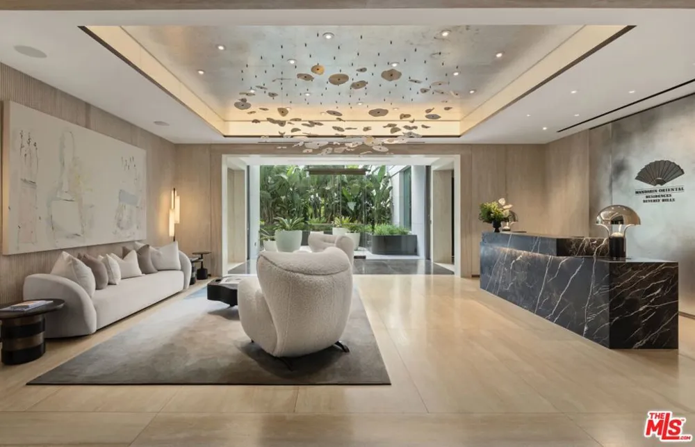 9200 Wilshire Blvd #201W Beverly Hills, CA 90212