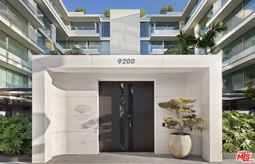 9200 Wilshire Blvd #201W Beverly Hills, CA 90212