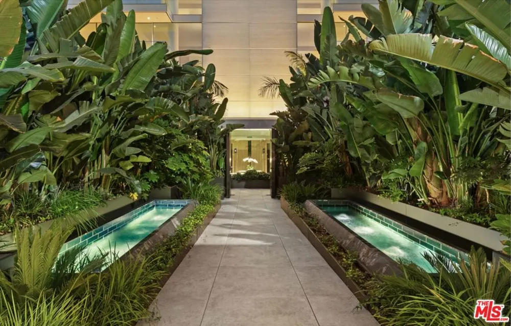 9200 Wilshire Blvd #201W Beverly Hills, CA 90212