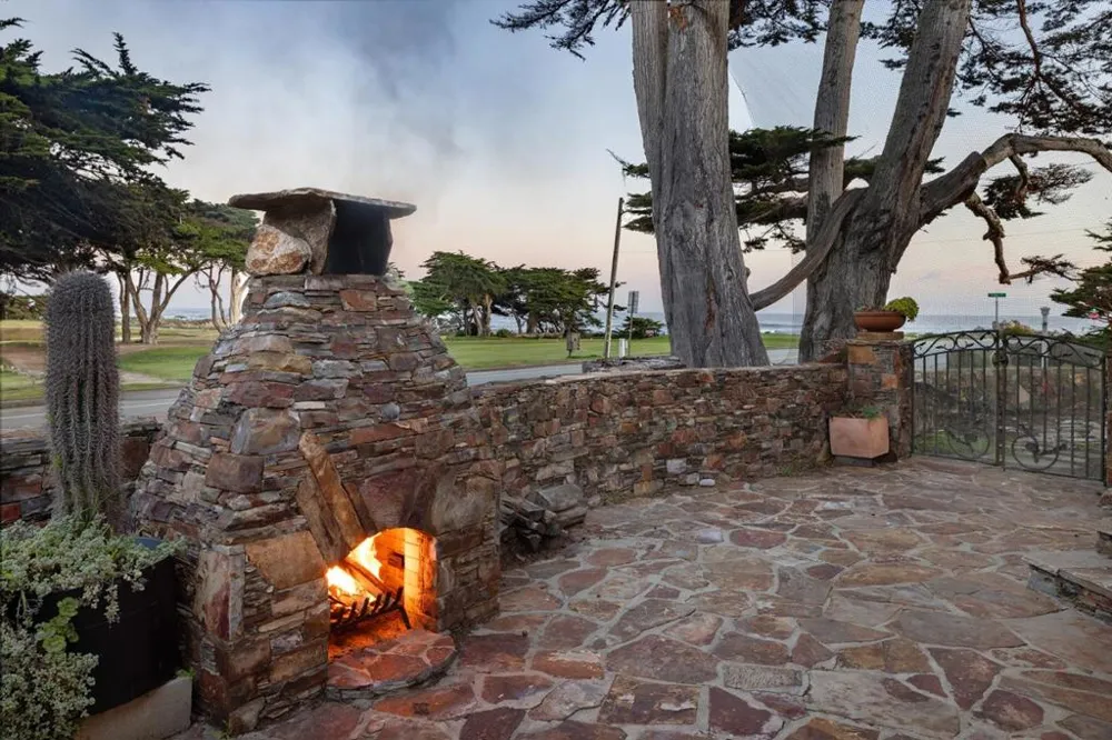 1273 Surf Avenue Pacific Grove, CA 93950