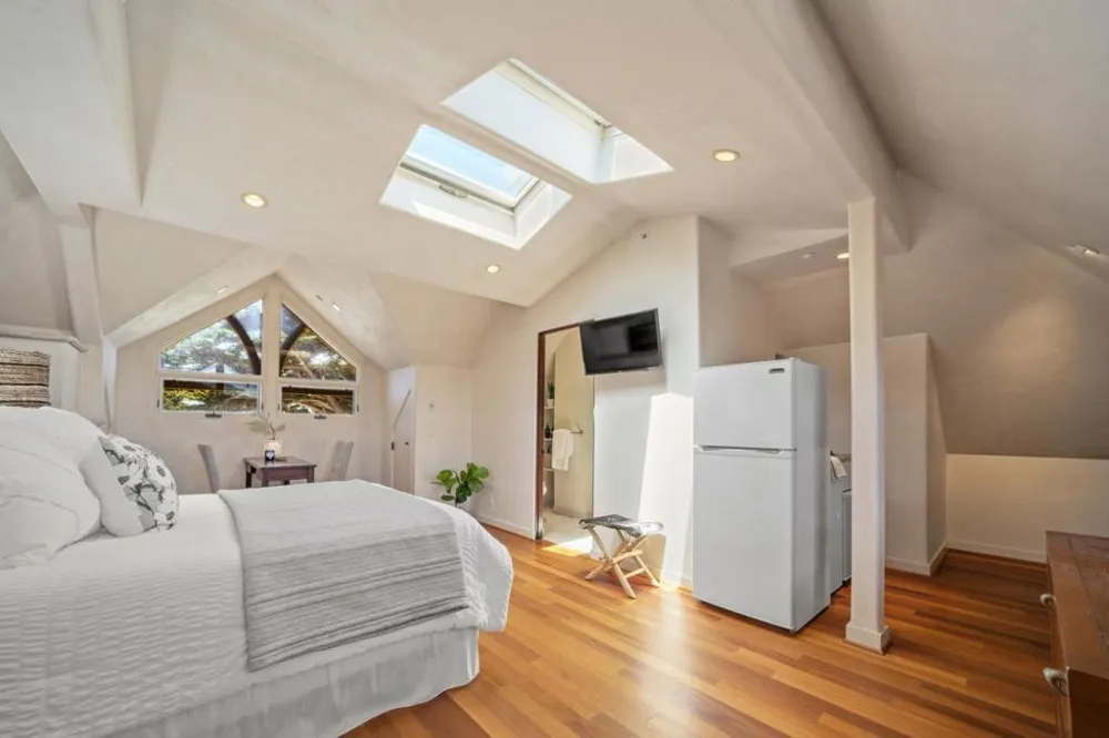 1273 Surf Avenue Pacific Grove, CA 93950