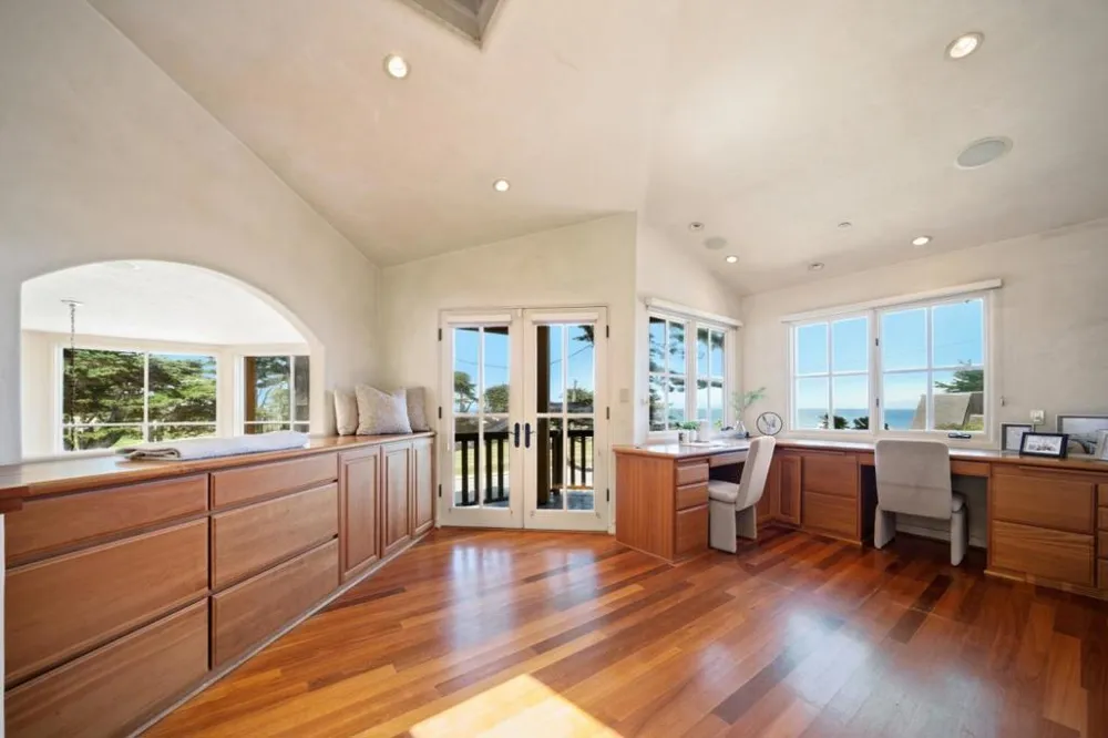 1273 Surf Avenue Pacific Grove, CA 93950