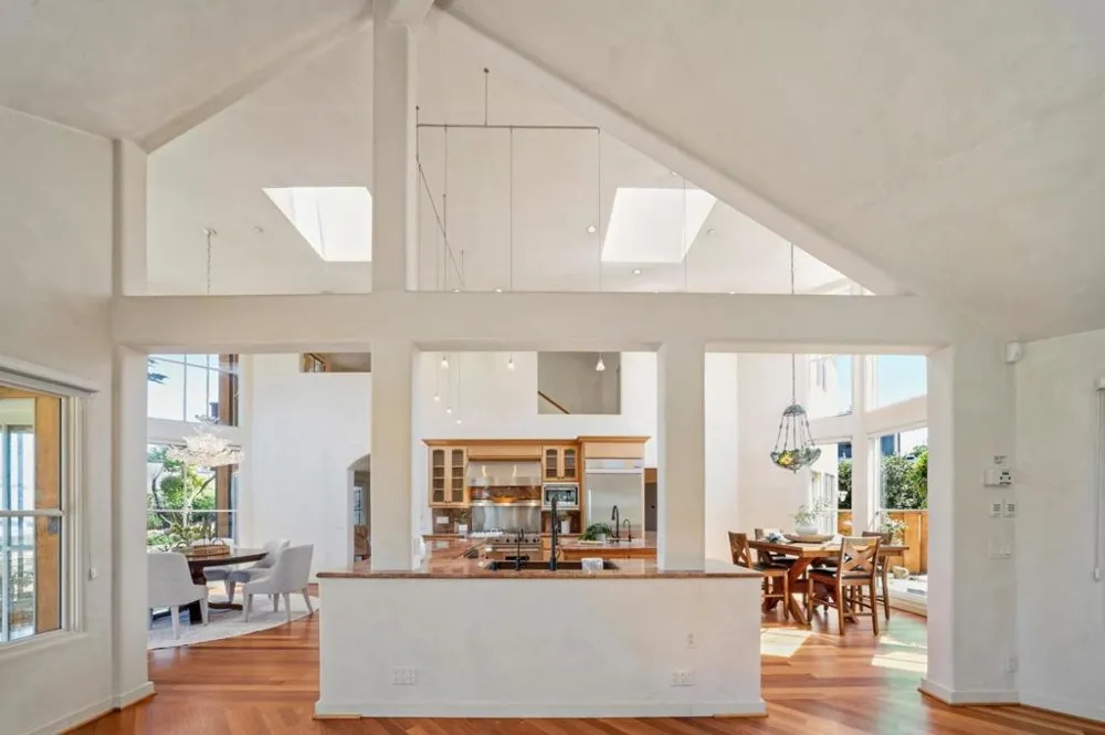 1273 Surf Avenue Pacific Grove, CA 93950