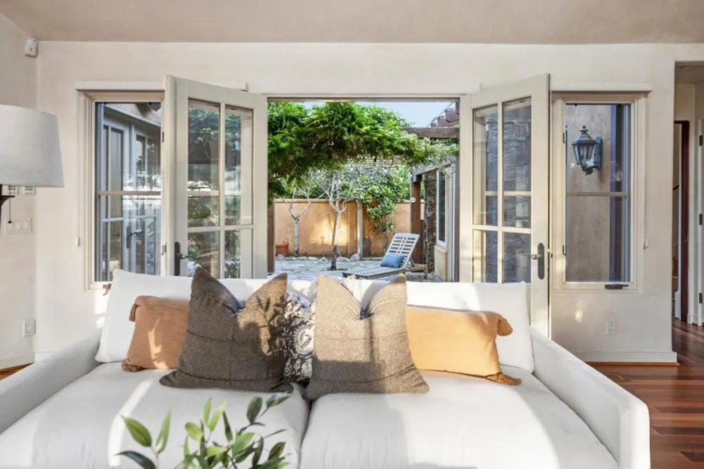 1273 Surf Avenue Pacific Grove, CA 93950