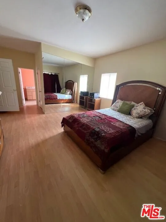 17355 Lemac Street Northridge, CA 91325