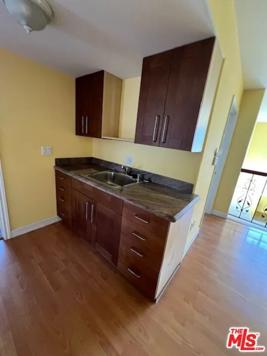 17355 Lemac Street Northridge, CA 91325