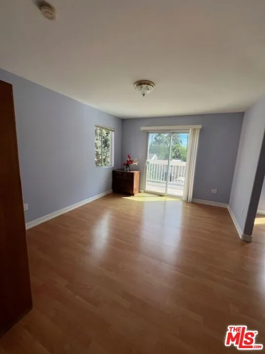 17355 Lemac Street Northridge, CA 91325
