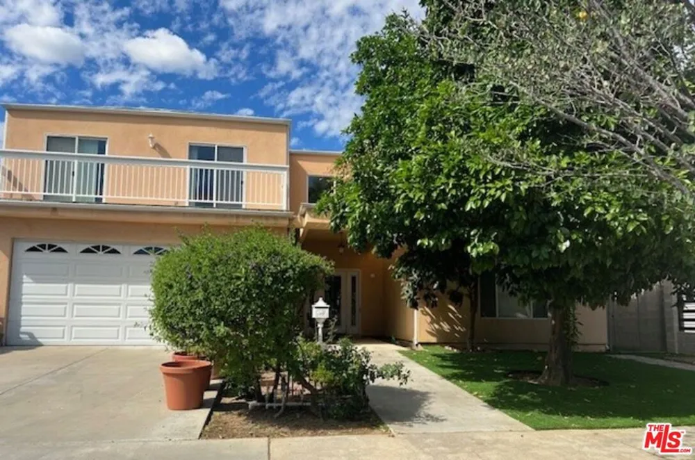17355 Lemac Street Northridge, CA 91325