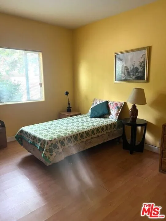 17355 Lemac Street Northridge, CA 91325