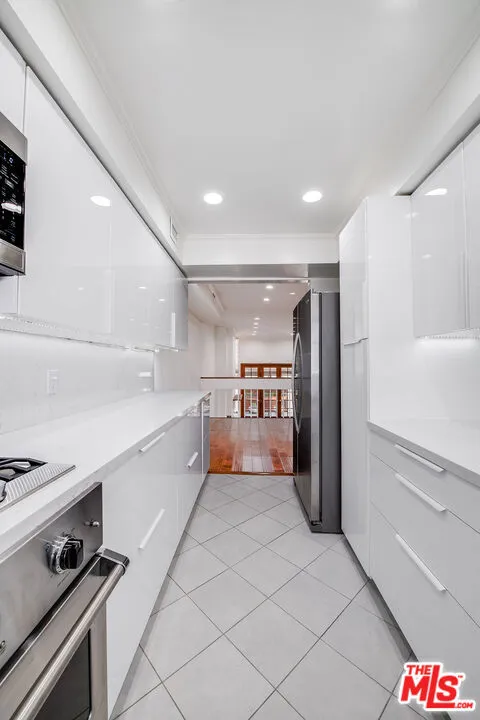 9507 W Olympic Boulevard Beverly Hills, CA 90212