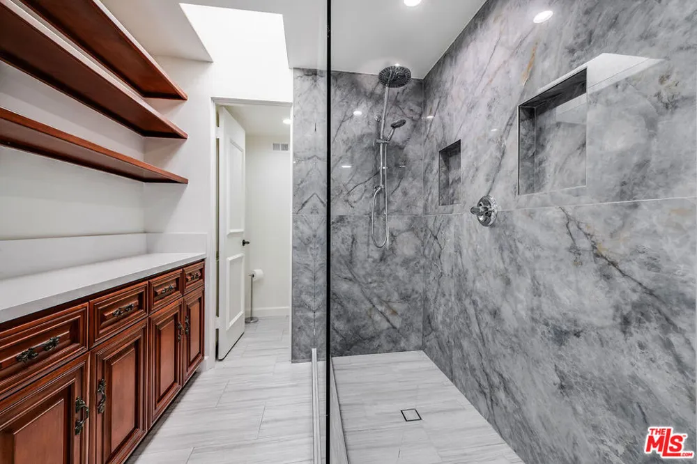 9507 W Olympic Boulevard Beverly Hills, CA 90212