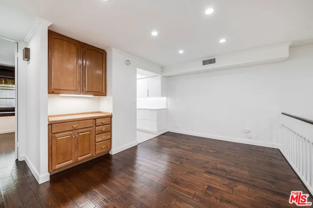 9507 W Olympic Boulevard Beverly Hills, CA 90212