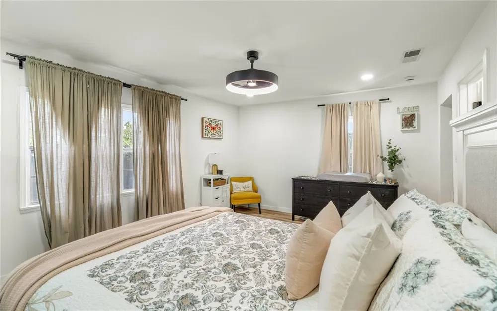 2055 E Nord Compton, CA 90222