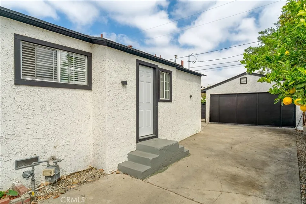 2055 E Nord Compton, CA 90222