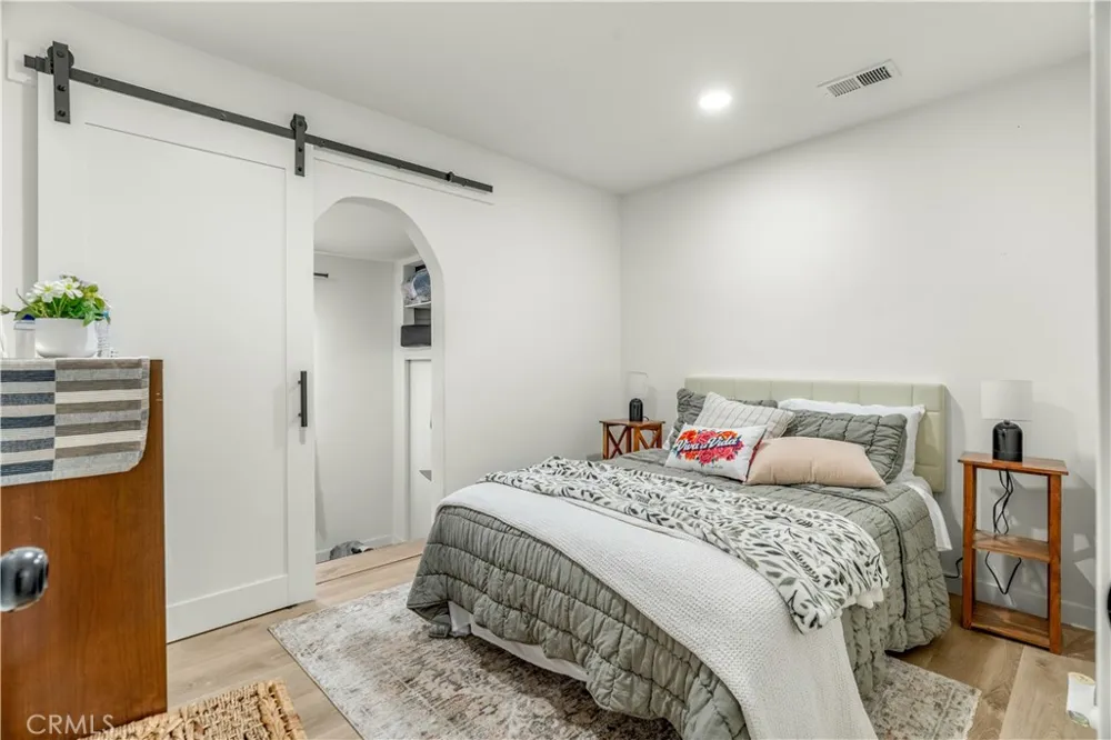 2055 E Nord Compton, CA 90222