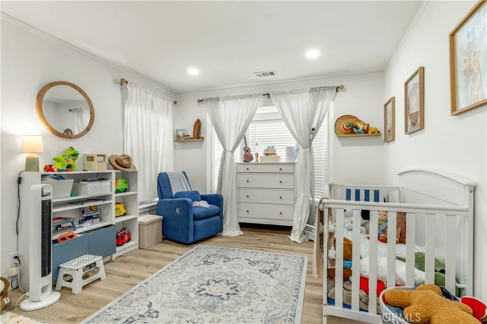 2055 E Nord Compton, CA 90222