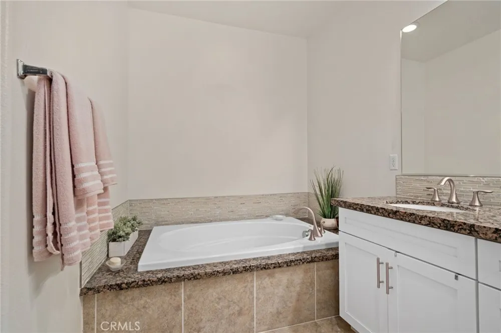 1788 Oak Knoll Road San Jacinto, CA 92583
