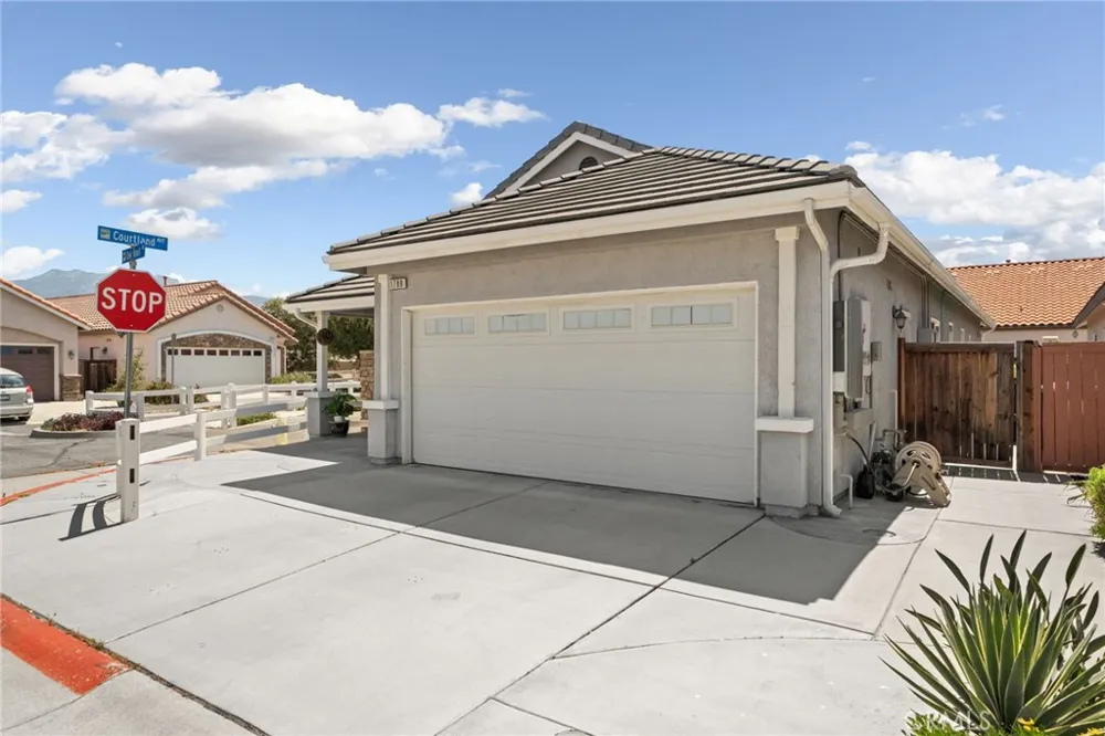 1788 Oak Knoll Road San Jacinto, CA 92583