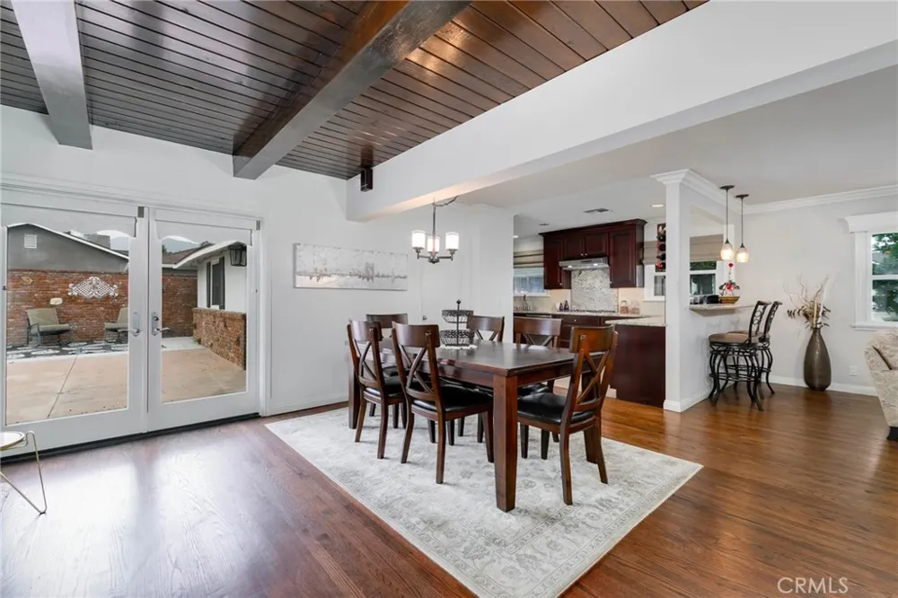 307 11th Azusa, CA 91702