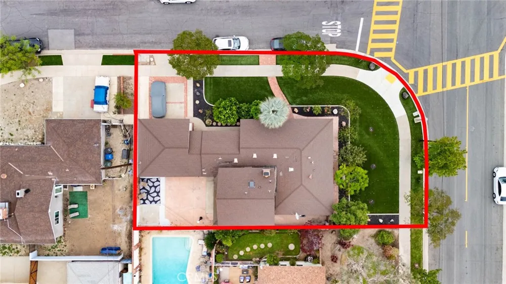 307 11th Azusa, CA 91702