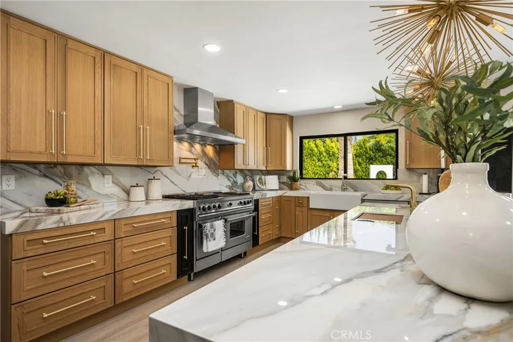 10282 OLD LAMPLIGHTER LANE Villa Park, CA 92861