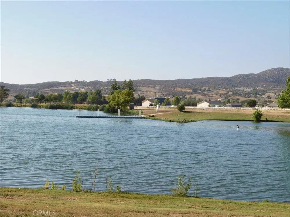 753 Rolling Hills Drive Aguanga, CA 92536