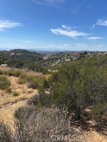 753 Rolling Hills Drive Aguanga, CA 92536
