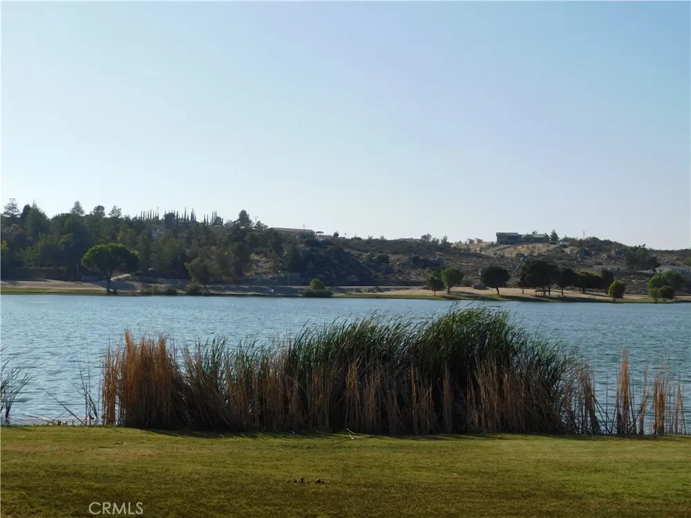 753 Rolling Hills Drive Aguanga, CA 92536