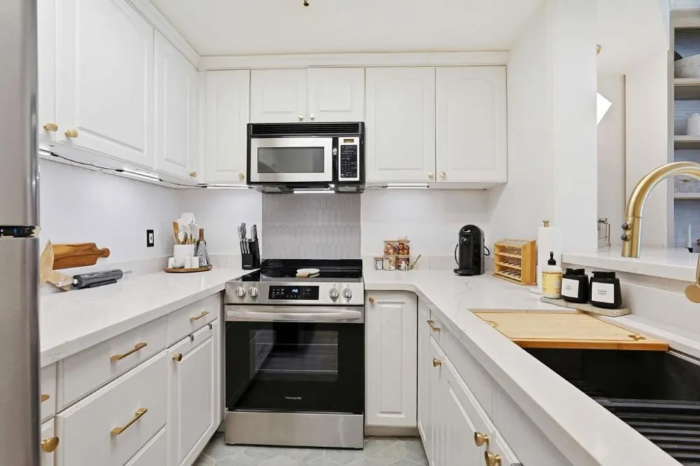 411 Park Avenue #106 San Jose, CA 95110