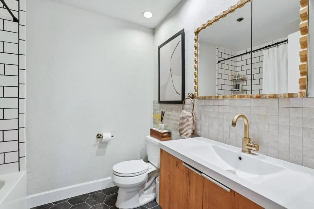 411 Park Avenue #106 San Jose, CA 95110