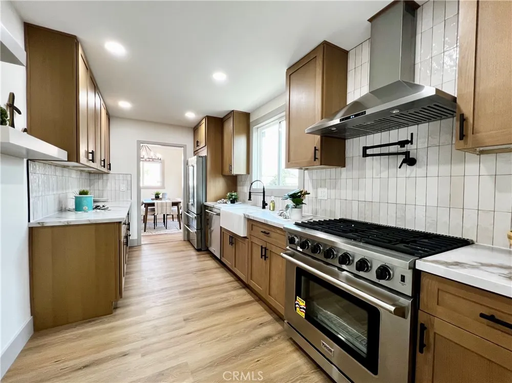 4113 Brock Avenue Lakewood, CA 90712