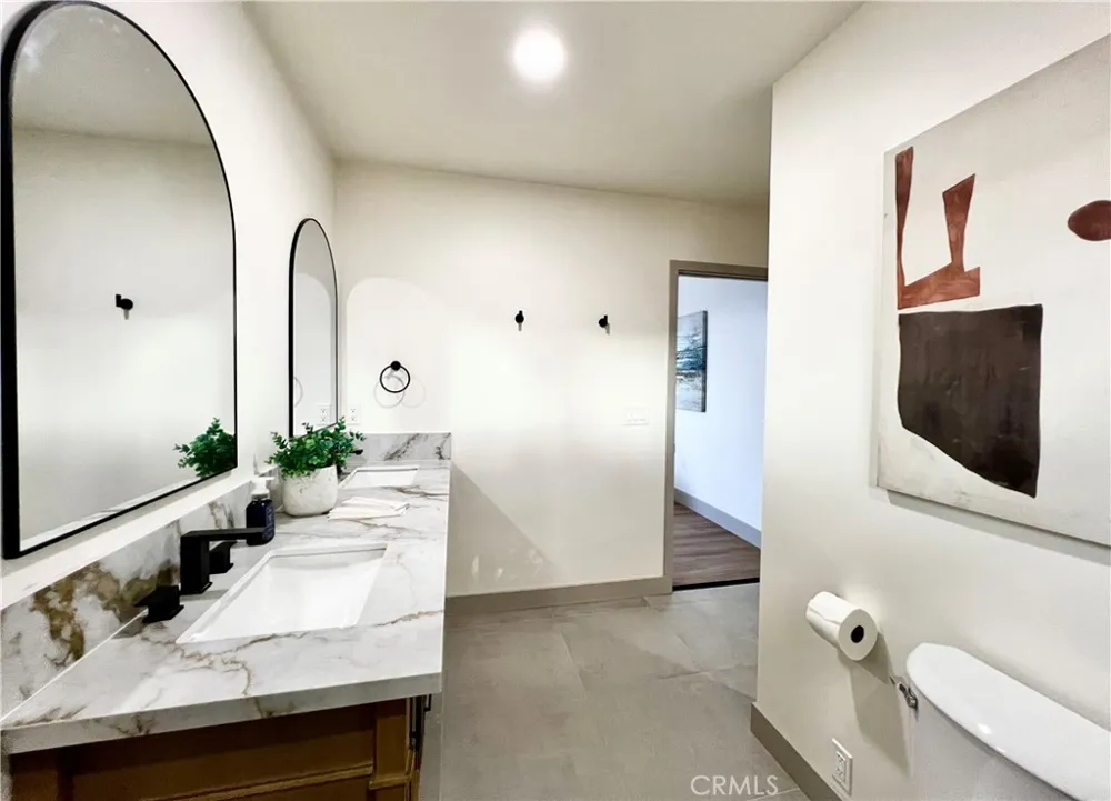 4113 Brock Avenue Lakewood, CA 90712