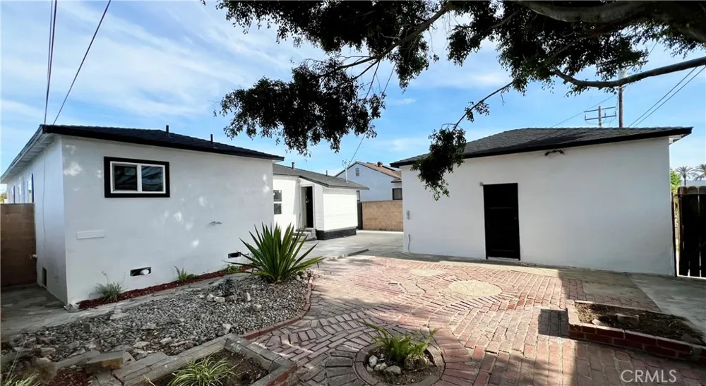 4113 Brock Avenue Lakewood, CA 90712