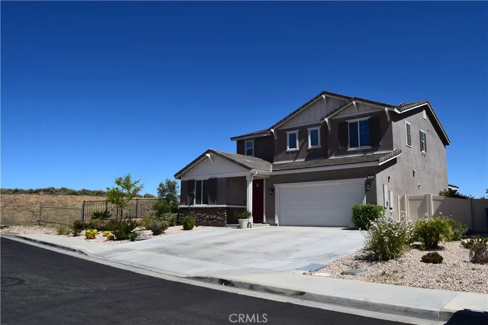 2901 Bracken Way Palmdale, CA 93551