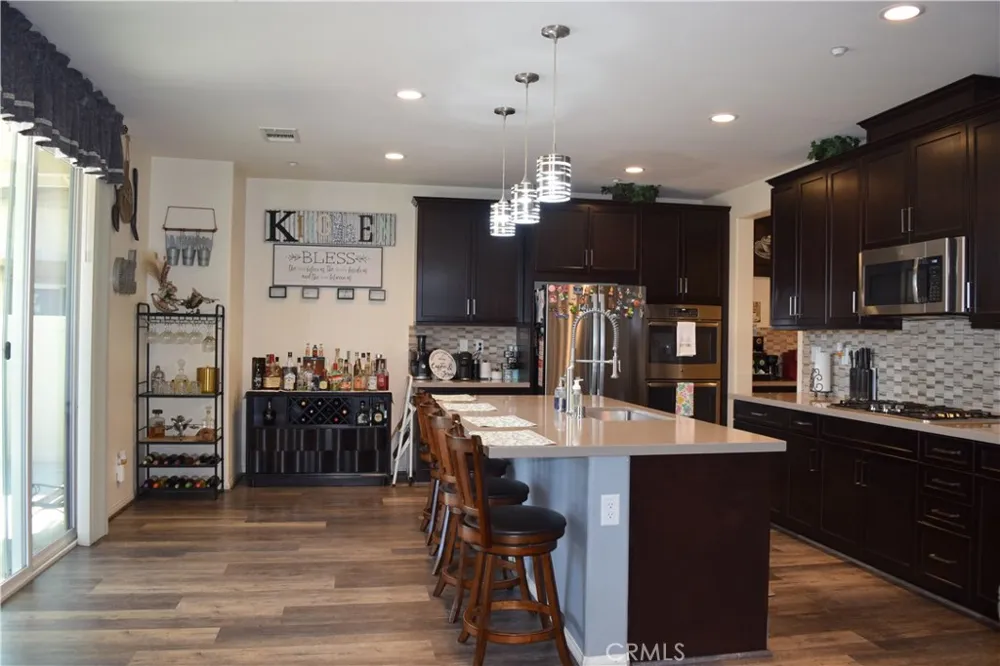 2901 Bracken Way Palmdale, CA 93551