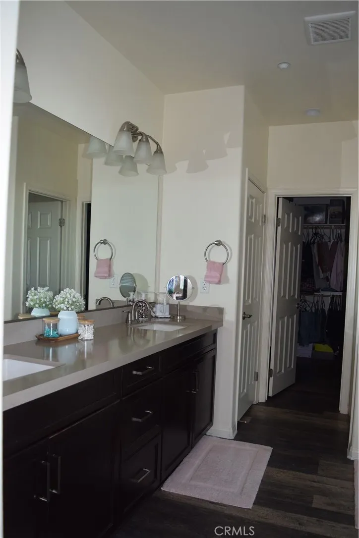 2901 Bracken Way Palmdale, CA 93551