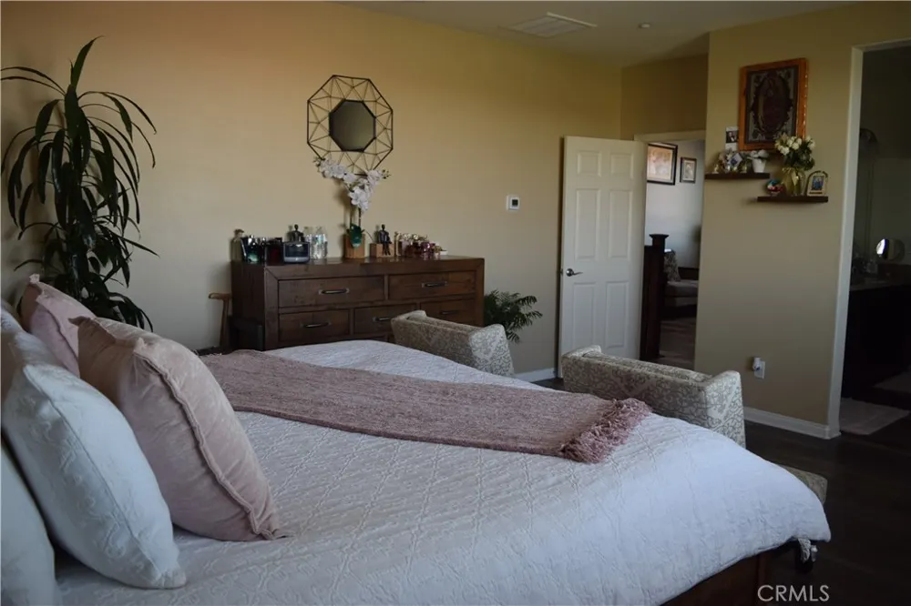 2901 Bracken Way Palmdale, CA 93551