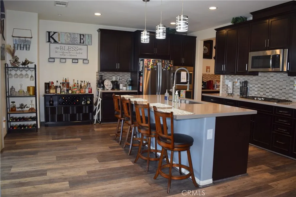2901 Bracken Way Palmdale, CA 93551