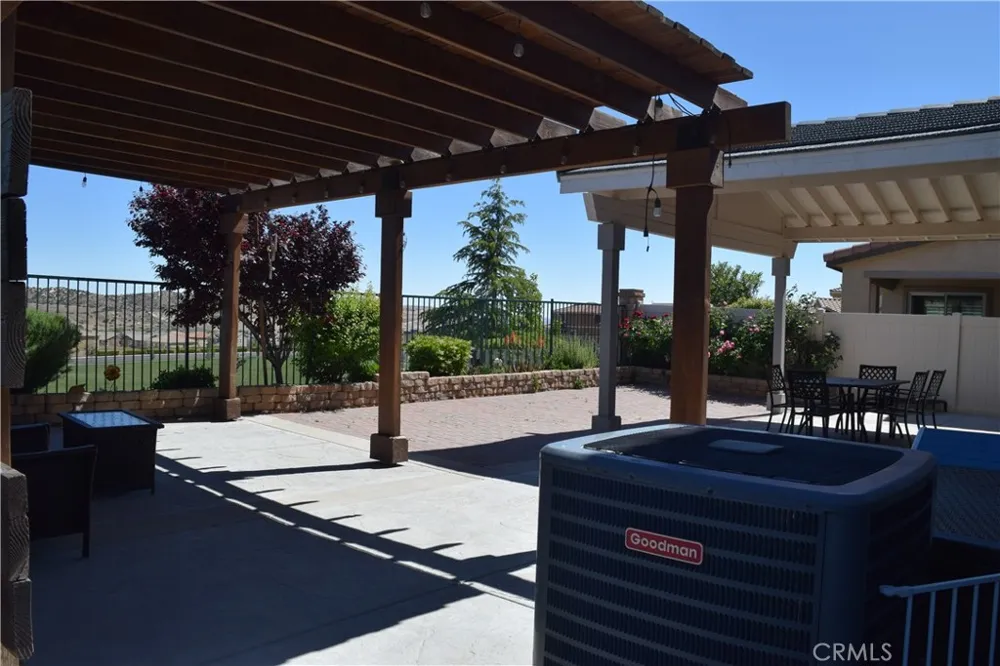 2901 Bracken Way Palmdale, CA 93551