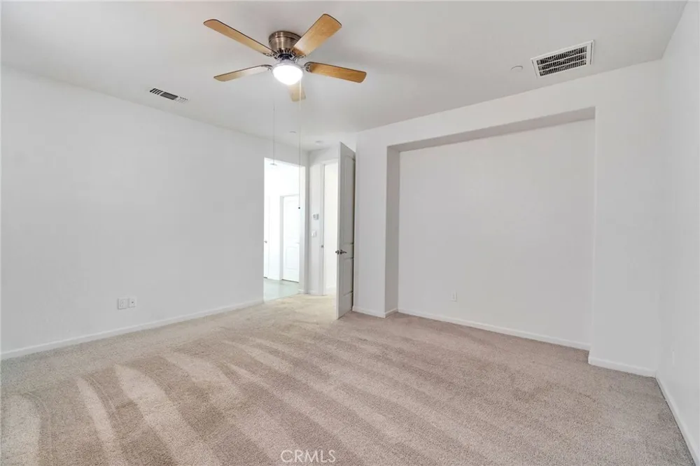 6118 E Berkeley Fresno, CA 93727